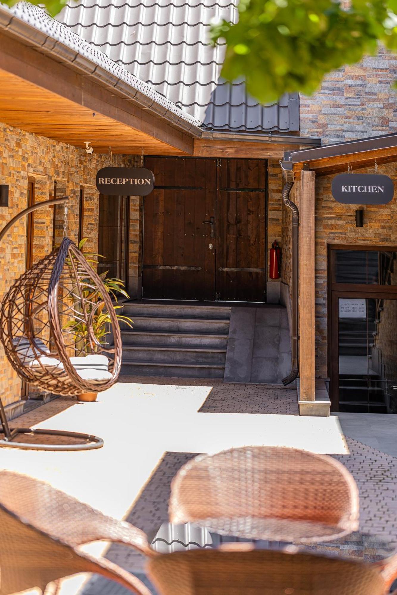 Boutique Living Hotel Yerevan Exterior photo