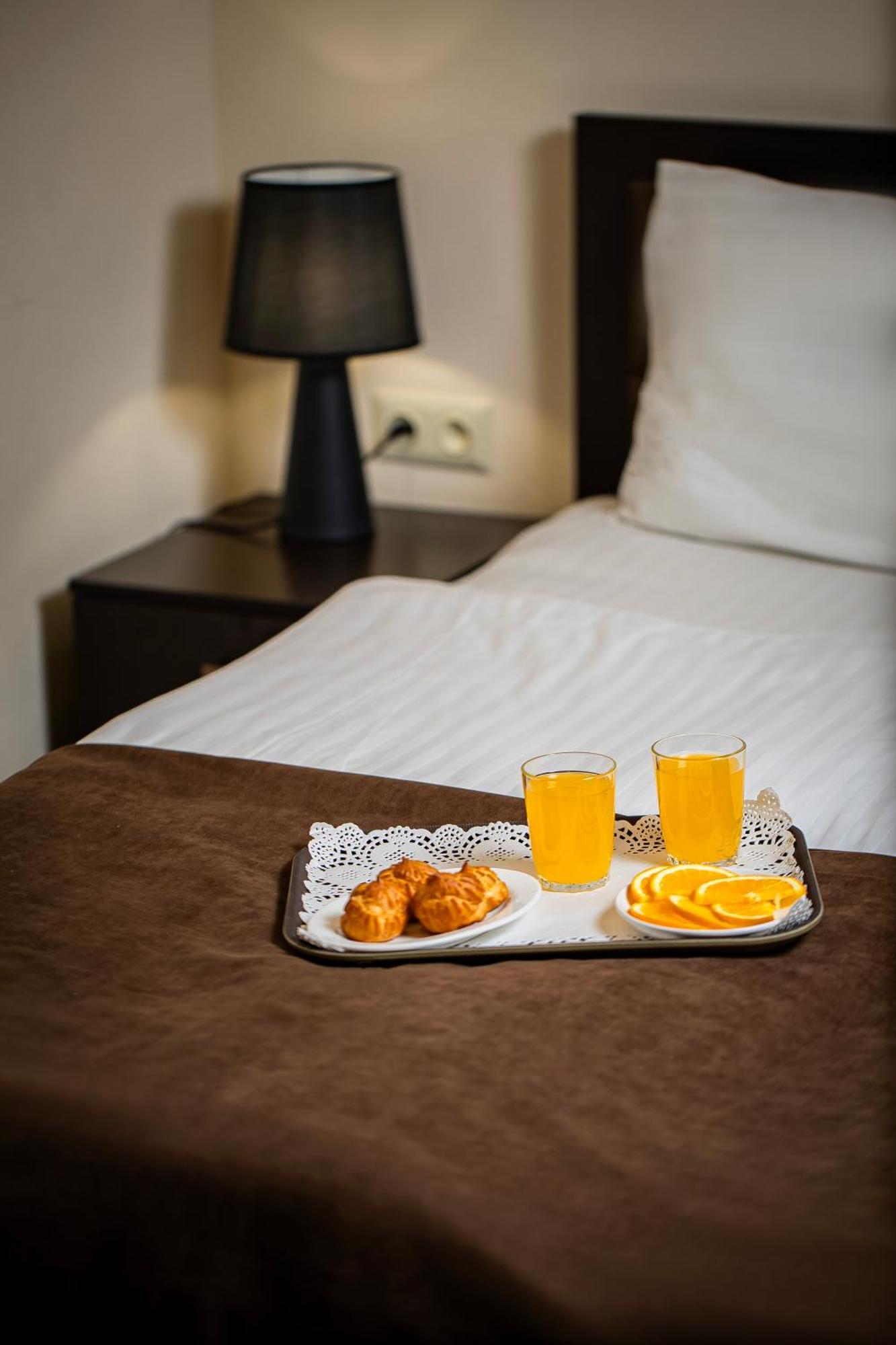 Boutique Living Hotel Yerevan Exterior photo