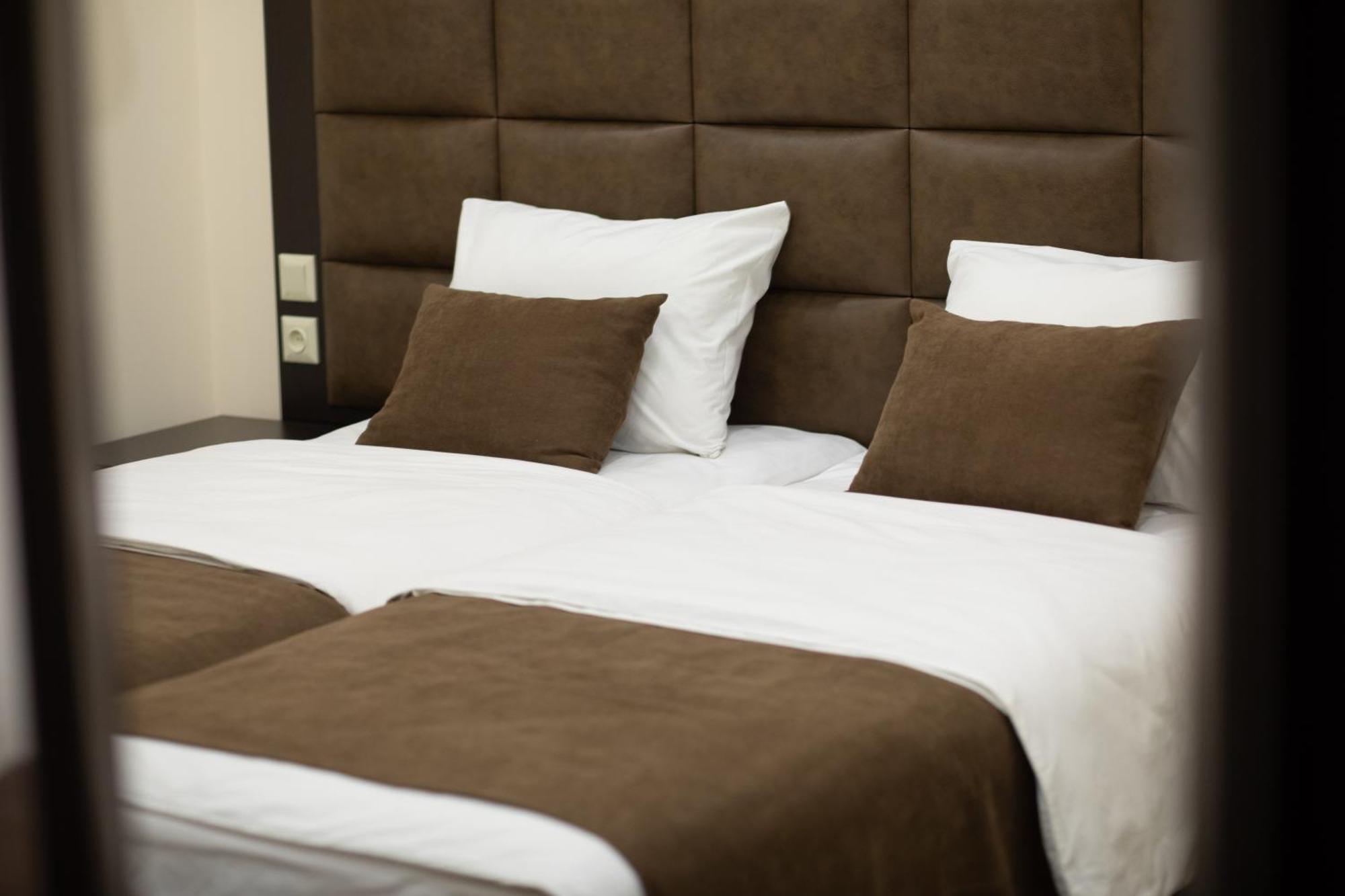 Boutique Living Hotel Yerevan Exterior photo