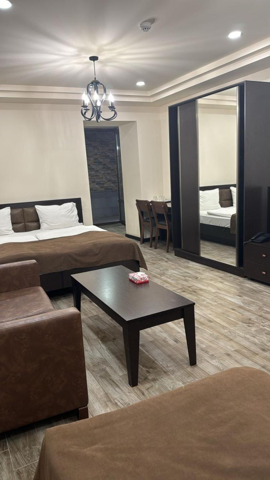 Boutique Living Hotel Yerevan Exterior photo