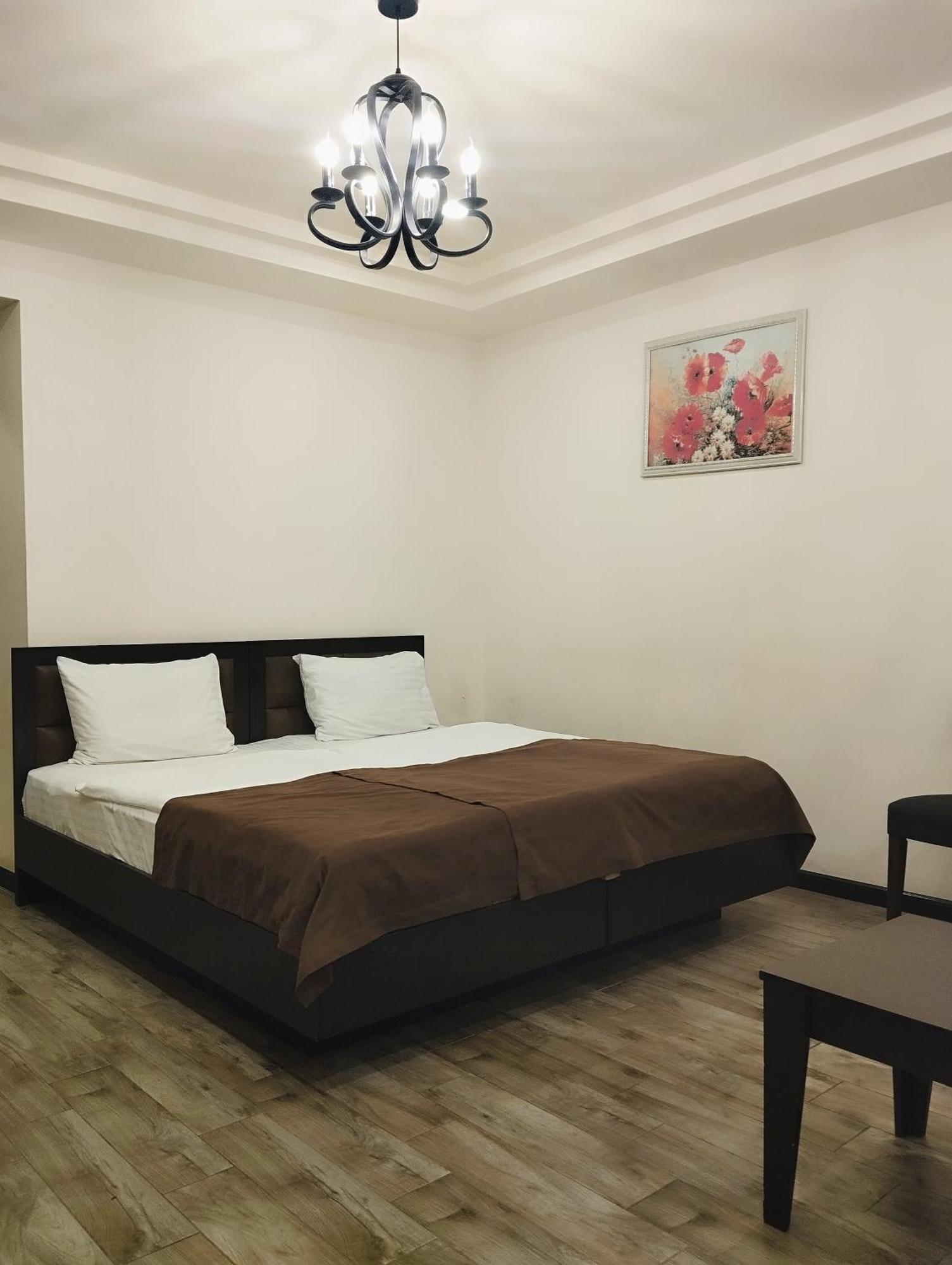 Boutique Living Hotel Yerevan Exterior photo